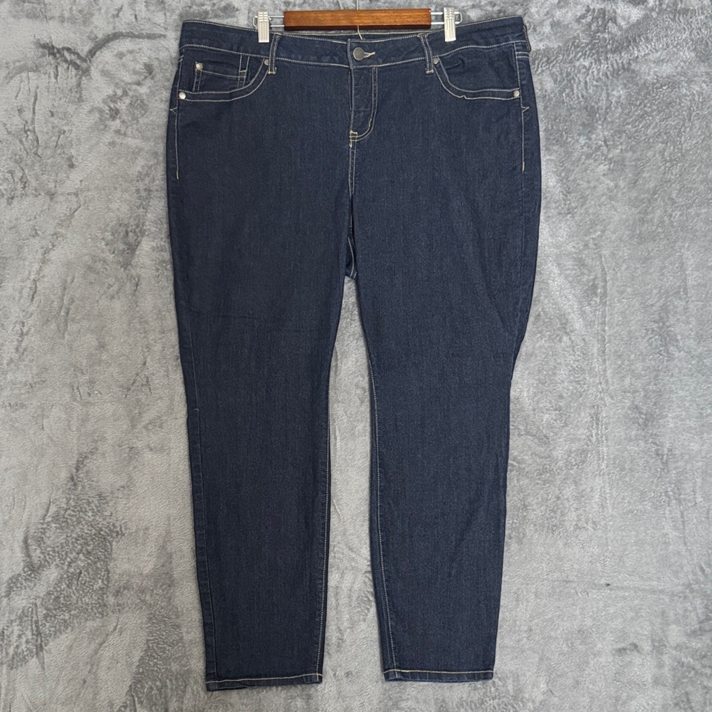Torrid Denim Skinny Jeans Women's Size 22 Short lightweight Everyday Wear Casual